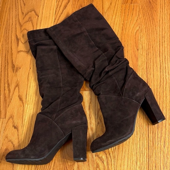 NINE WEST Genuine Suede Leather Slouchy High Heel Slouch Boot 8 - Picture 9 of 16